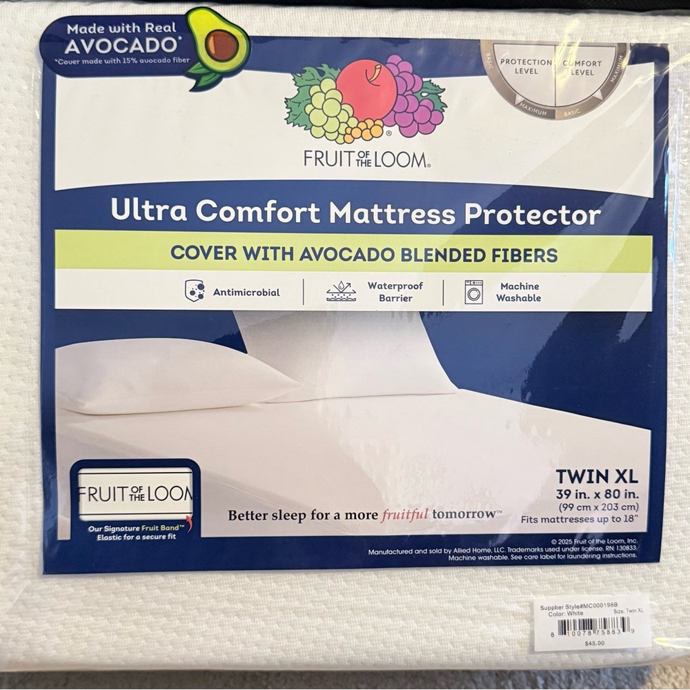 Fruit of the Loom White Mattress Protector with Avocado Fibers
